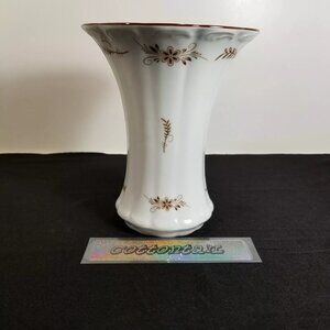 Royal Porzellan KPM Bavaria Handpainted Floral Porcelain Vase - PreOwned Vintage